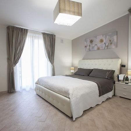 Amira Luxury Apartments Santa Maria Capua Vetere Εξωτερικό φωτογραφία