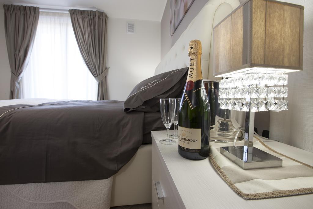 Amira Luxury Apartments Santa Maria Capua Vetere Εξωτερικό φωτογραφία