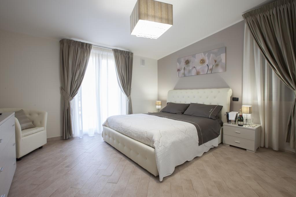 Amira Luxury Apartments Santa Maria Capua Vetere Εξωτερικό φωτογραφία