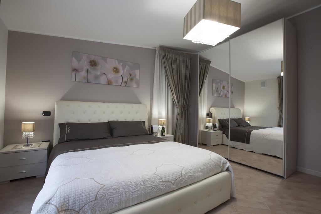 Amira Luxury Apartments Santa Maria Capua Vetere Εξωτερικό φωτογραφία